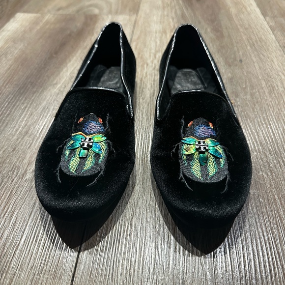 Tory Burch Easton Bee velvet loafers - Picture 2 of 6